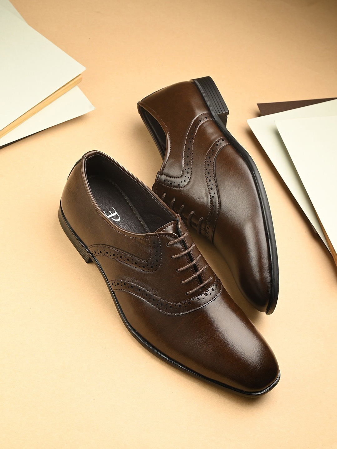 

El Paso Solid Men Formal Brogues Shoes, Brown