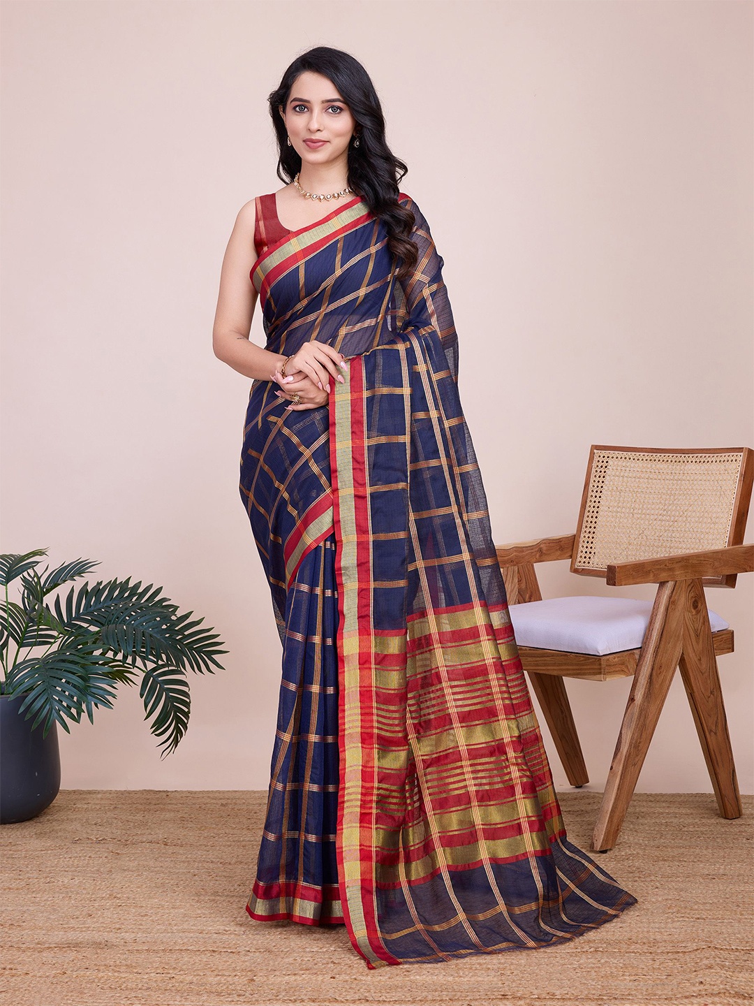 

Anjaneya Sarees Zari Woven Checked Chanderi Saree, Navy blue