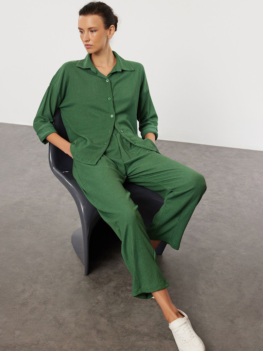 

Trendyol Shirt with trousers, Green
