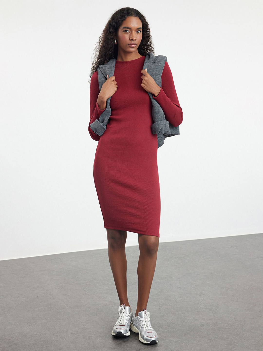 

Trendyol Women Solid Bodycon Dress, Burgundy