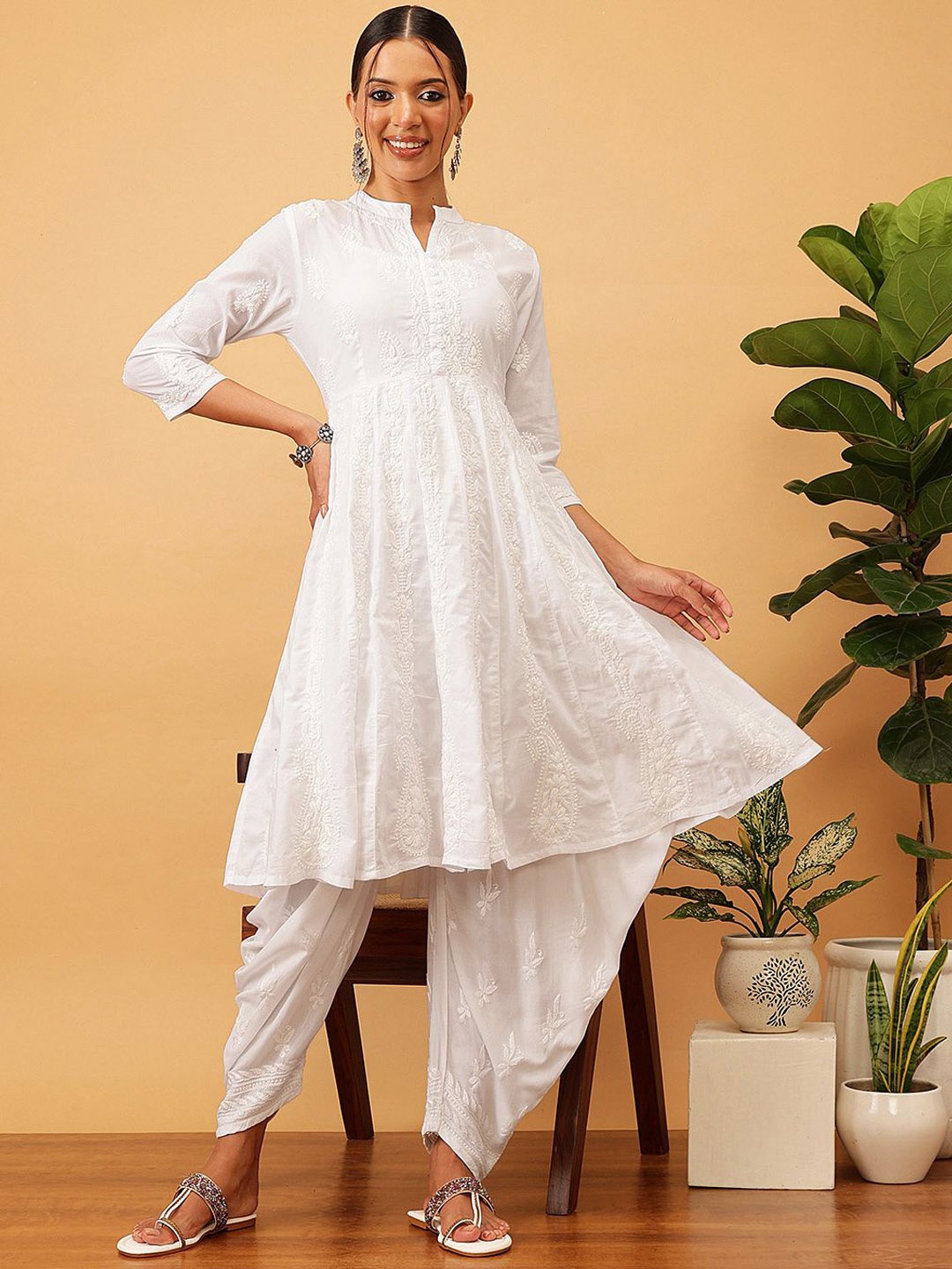 

ADA Ethnic Motifs Embroidered Mandarin Collar Lucknowi Chikankari Cotton A-Line Kurta, White