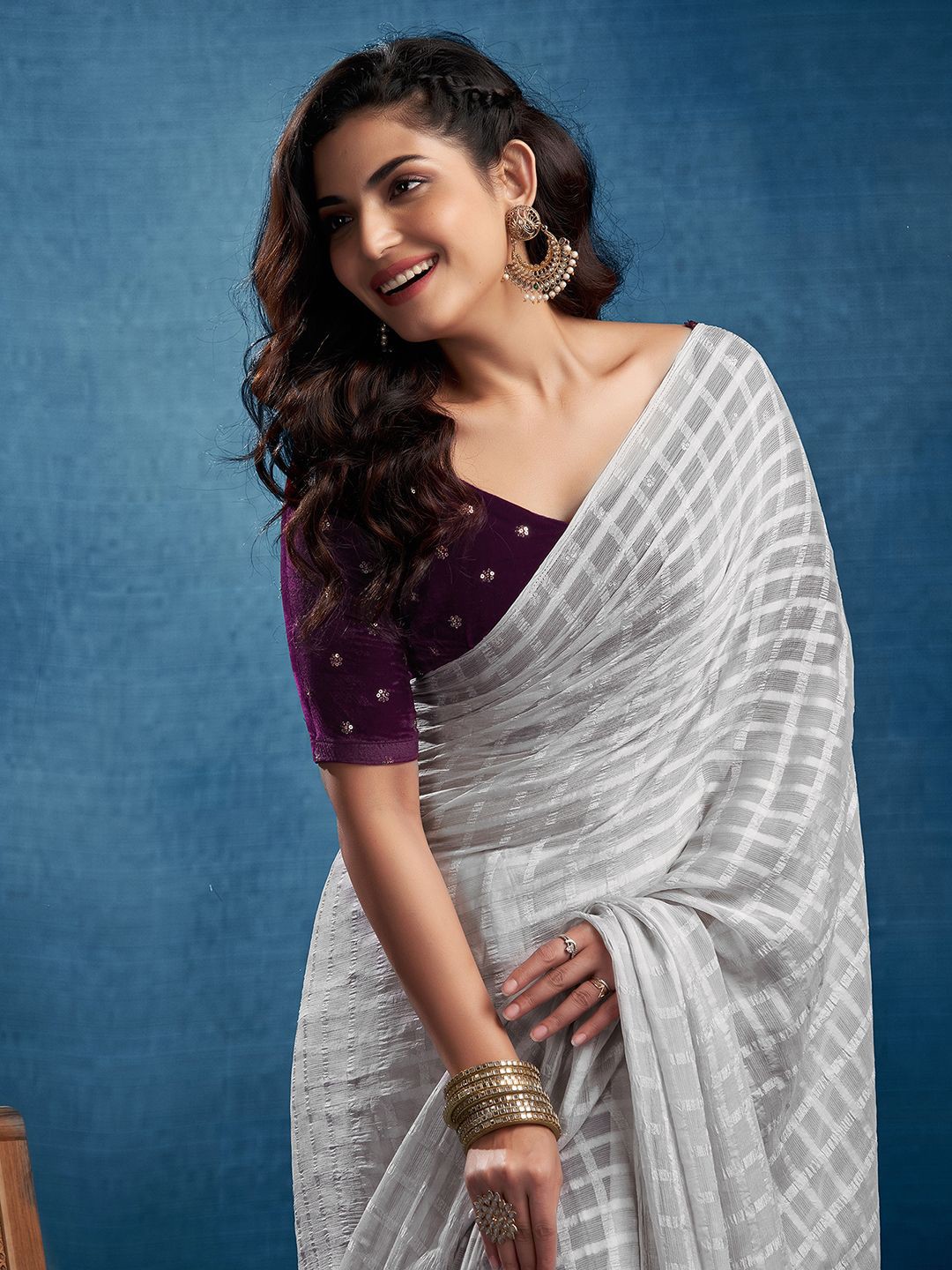 

Mitera Checked Pure Chiffon Saree, Grey