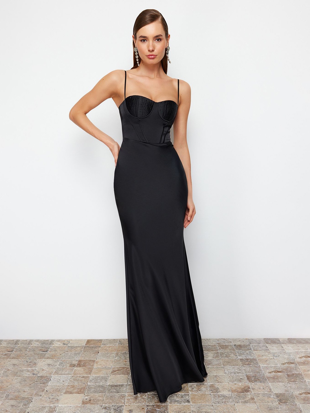 

Trendyol Maxi Dress, Black
