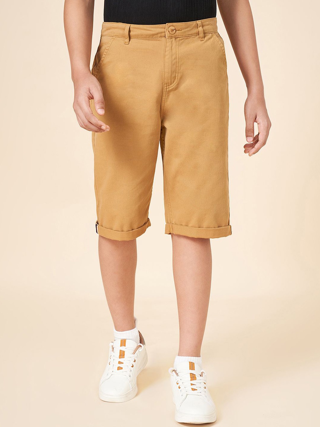 

Coolsters by Pantaloons Boys Solid Regular Fit Mid-Rise Shorts, Beige