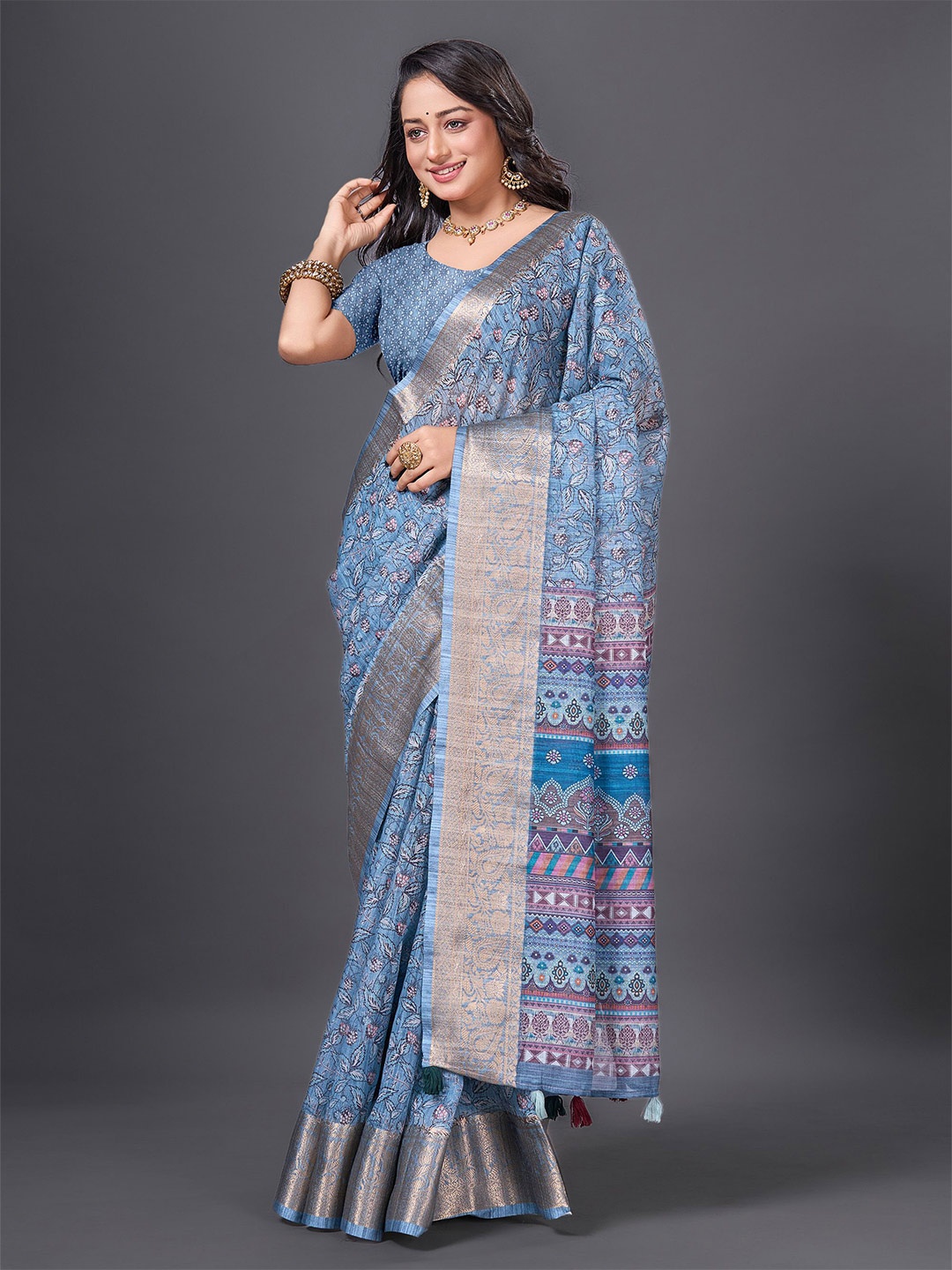 

HEER FASHION Woven Design Printed Zari Saree, Blue