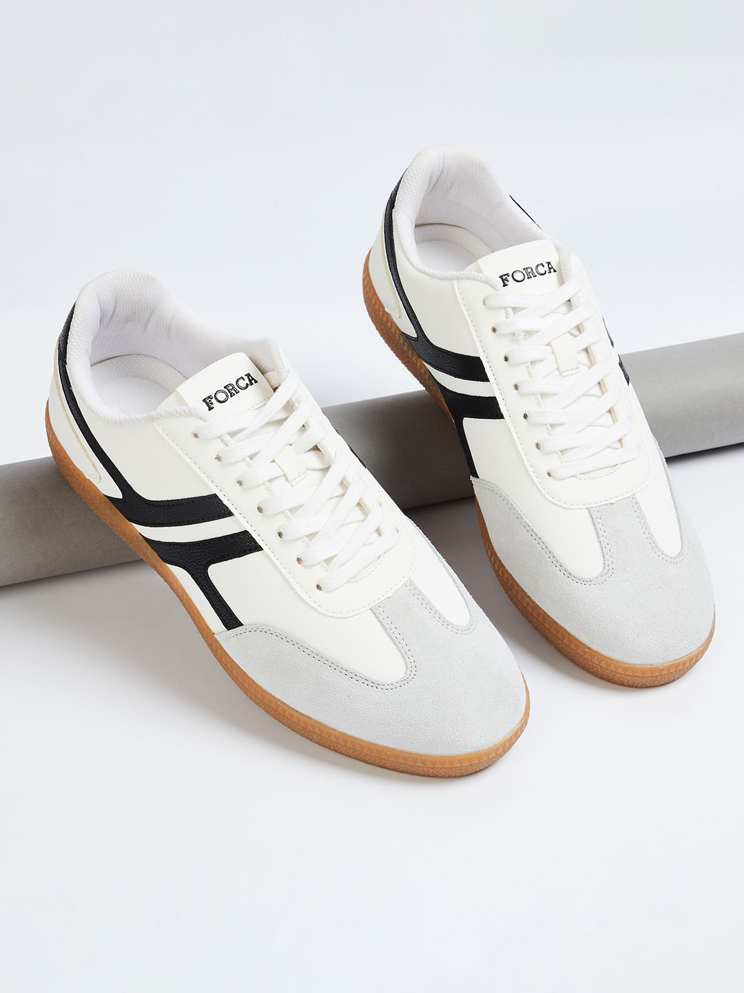 

Forca by Lifestyle Men Synthetic Solid Sneakers, White