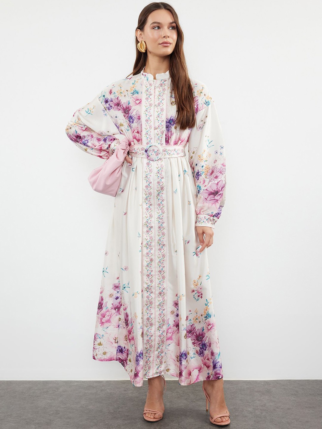 

Trendyol Women Floral Print Maxi Dress, White