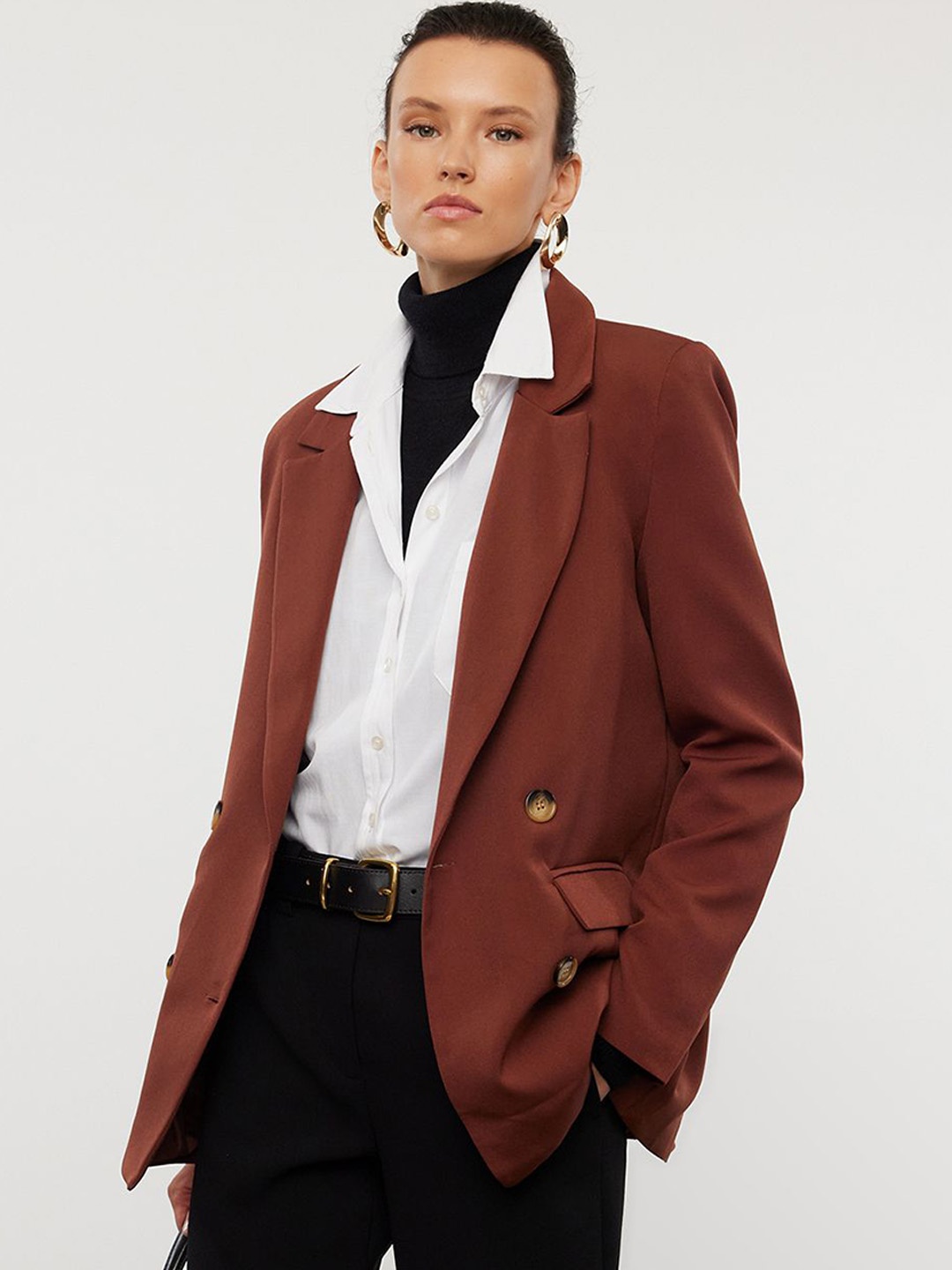 

Trendyol Notched Lapel Collar Double-Breasted Blazer, Brown