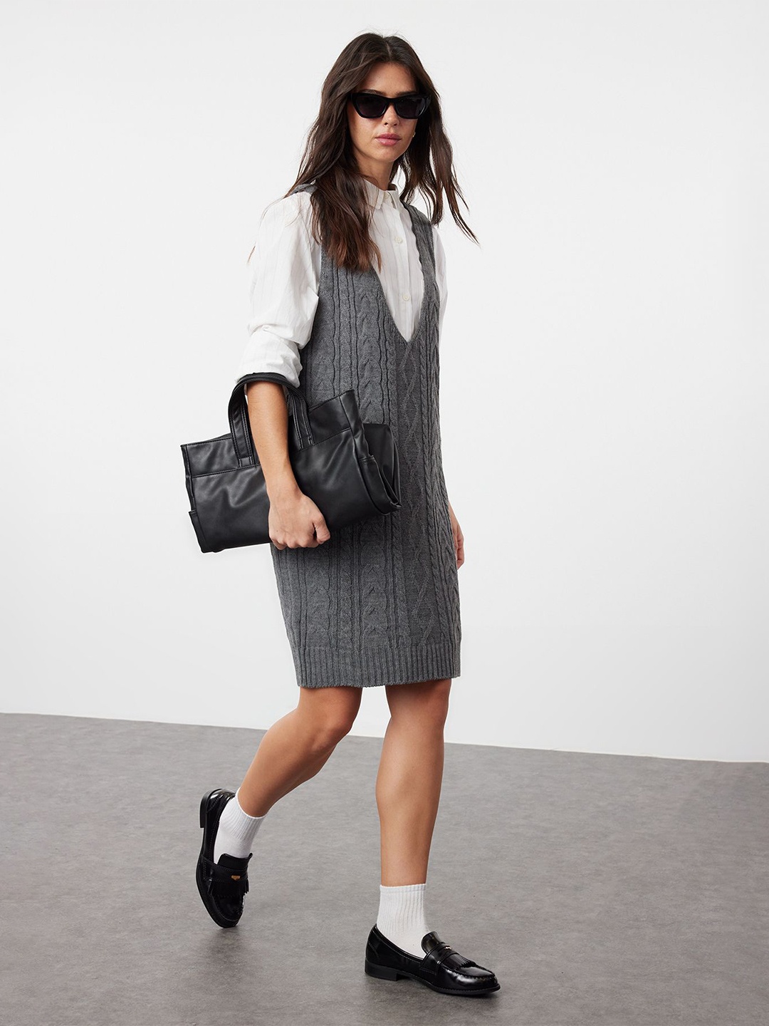 

Trendyol Striped Pinafore V-neck Sleeveless Dress, Na