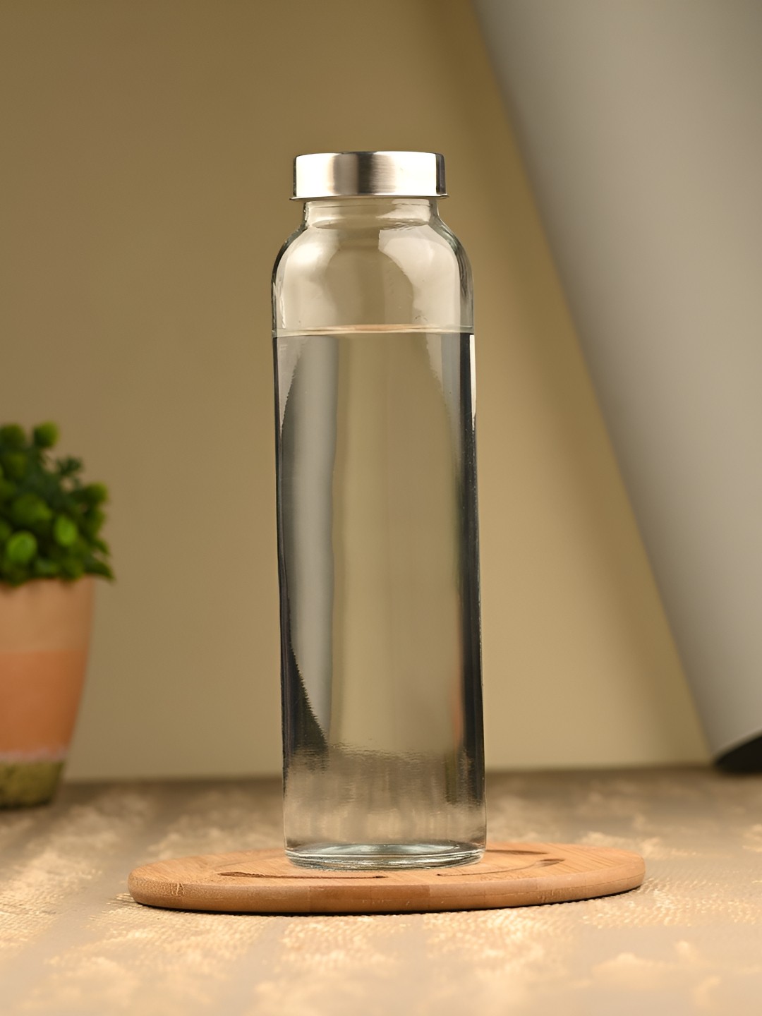 

Afast Transparent & Silver Toned Glass Solid Water Bottle 850 ML