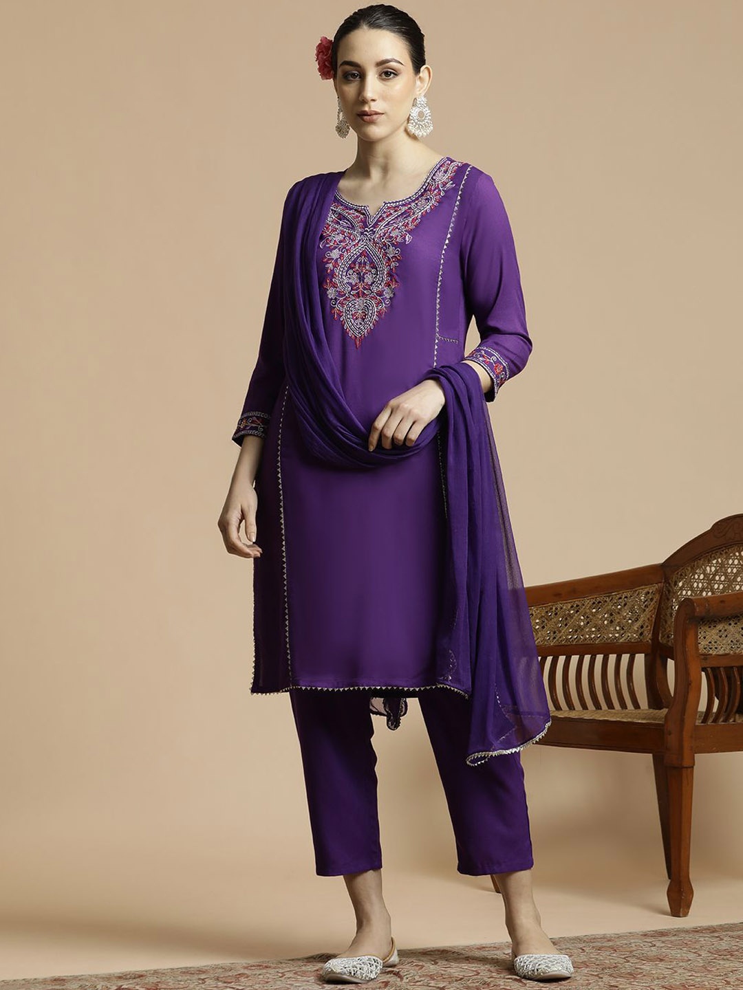 

Anouk Floral Embroidered Regular Sequinned Straight Kurta with Trousers & Dupatta, Purple