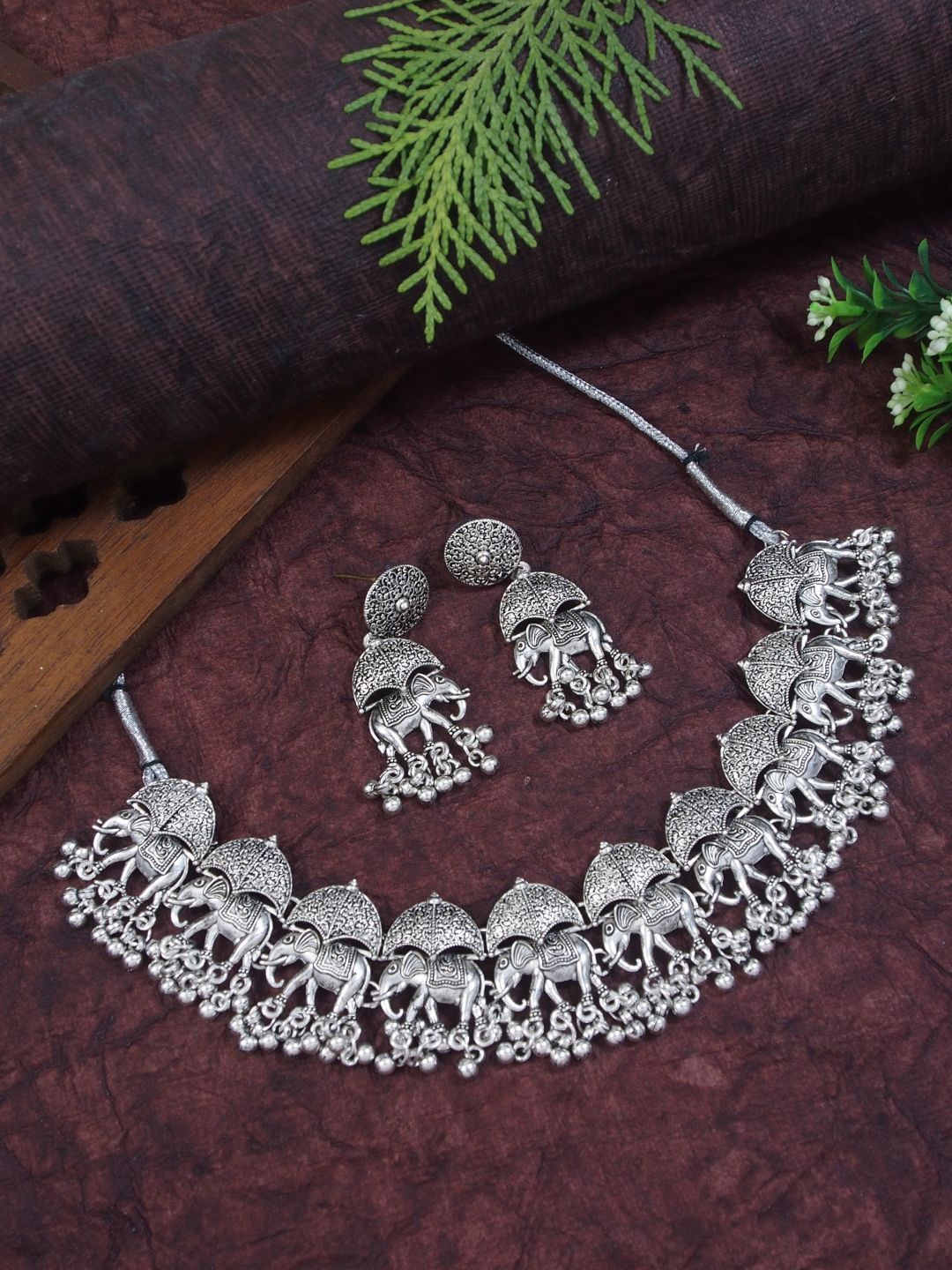 

I Jewels Silver Plated Oxidised Elephant Design Jewellery Set