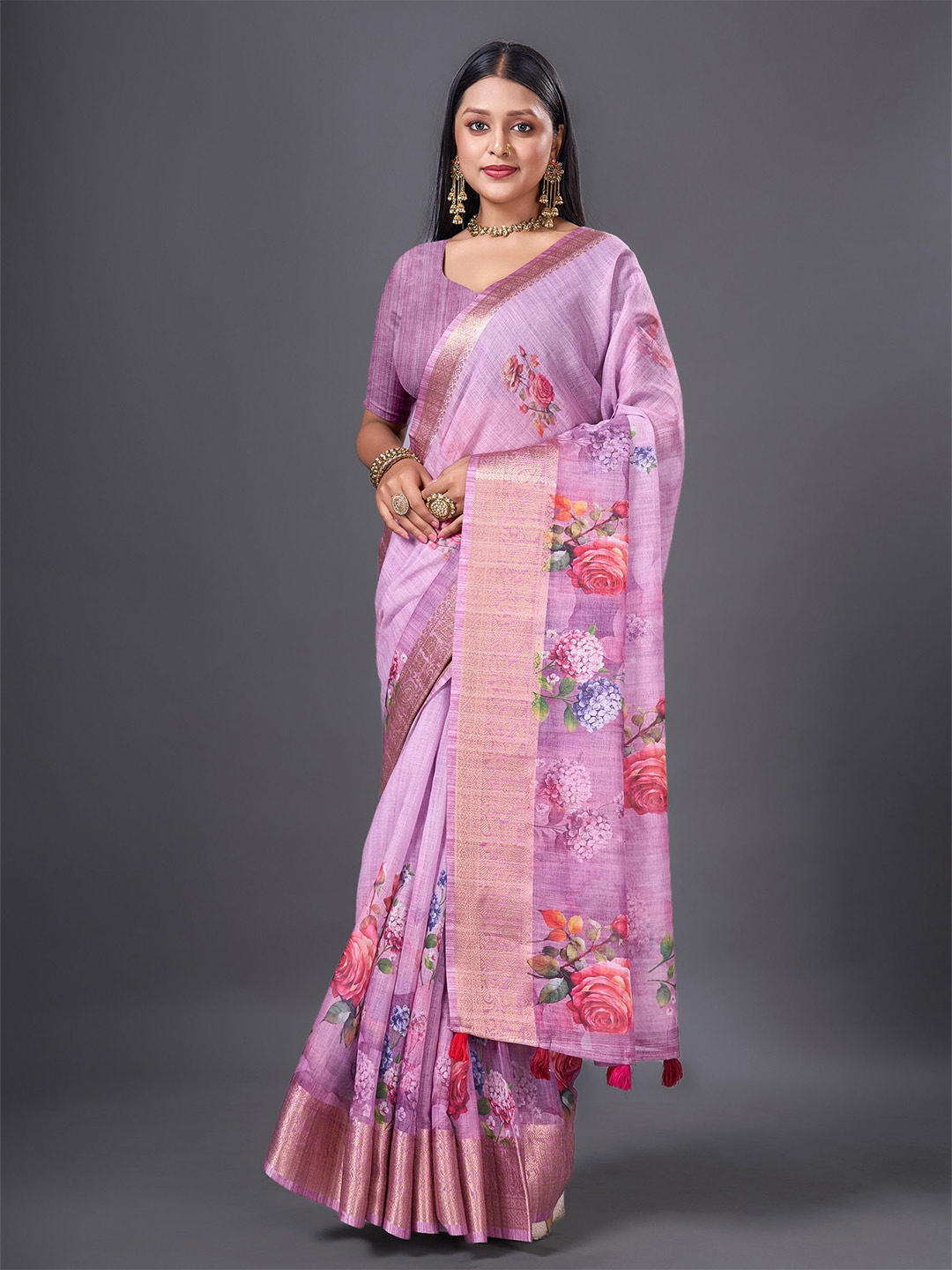 

HEER FASHION Zari Woven Floral Saree, Pink