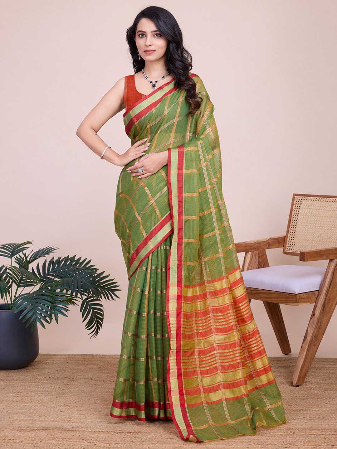 

LeeliPeeri Designer Checked Zari Saree, Green