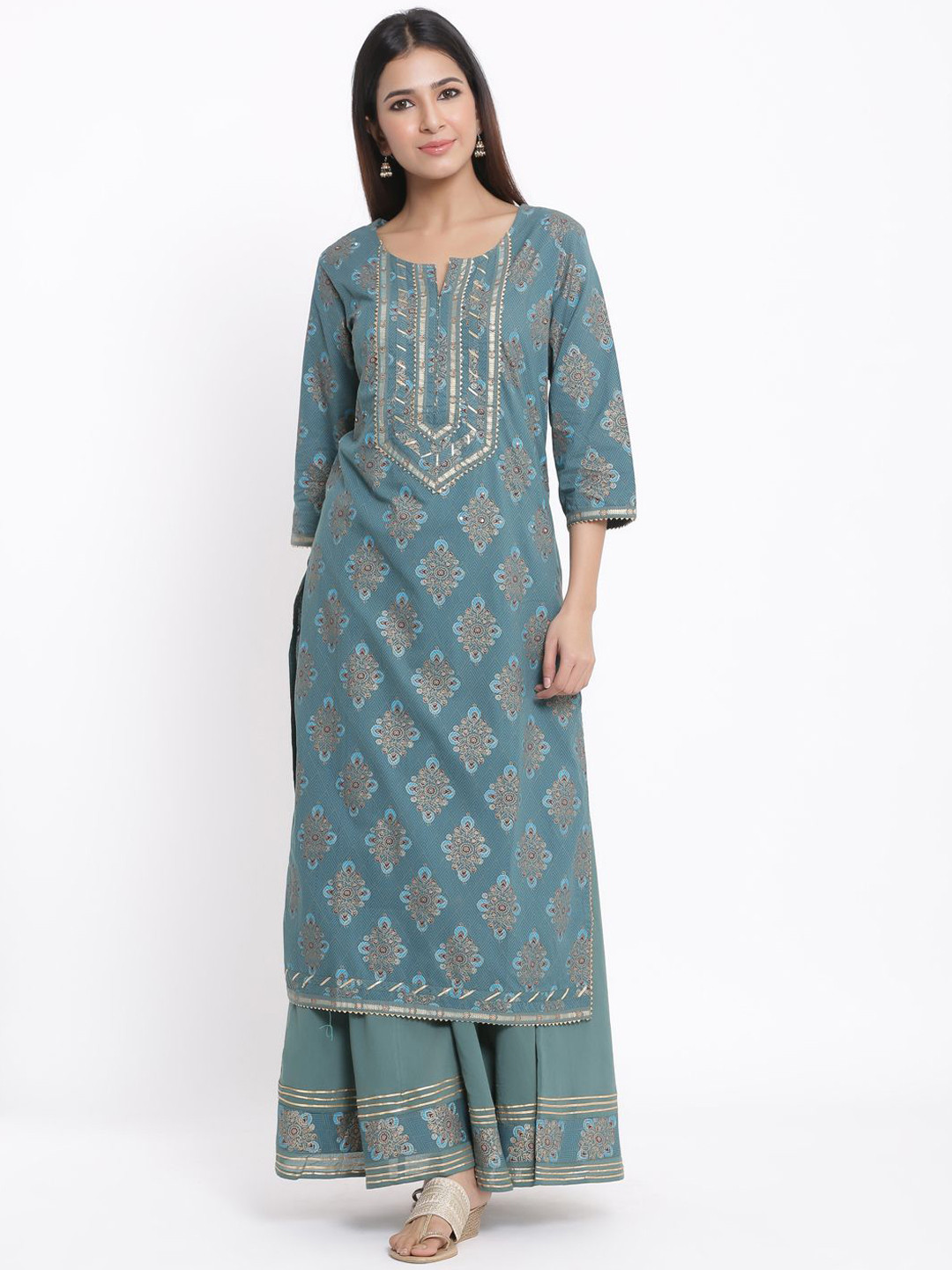 

CHIRAAI Floral Printed Notch Neck Straight Kurta with Sharara, Blue