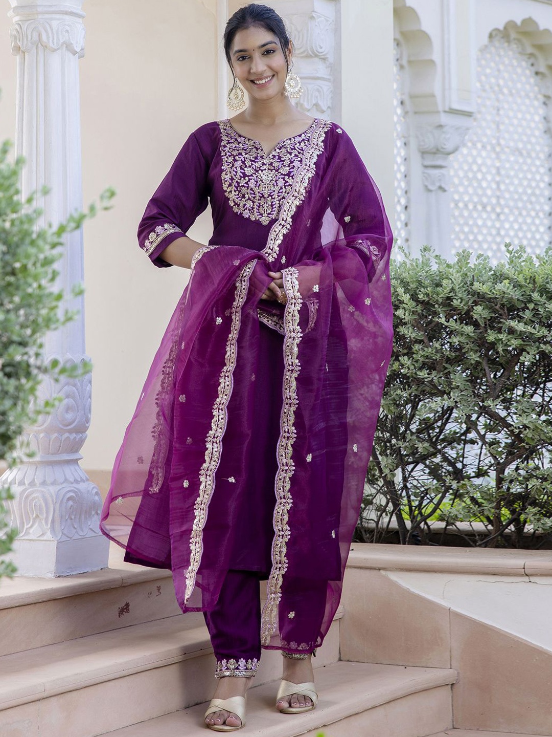 

VredeVogel Floral Embroidered Sequinned Straight Kurta With Trousers & Dupatta, Purple