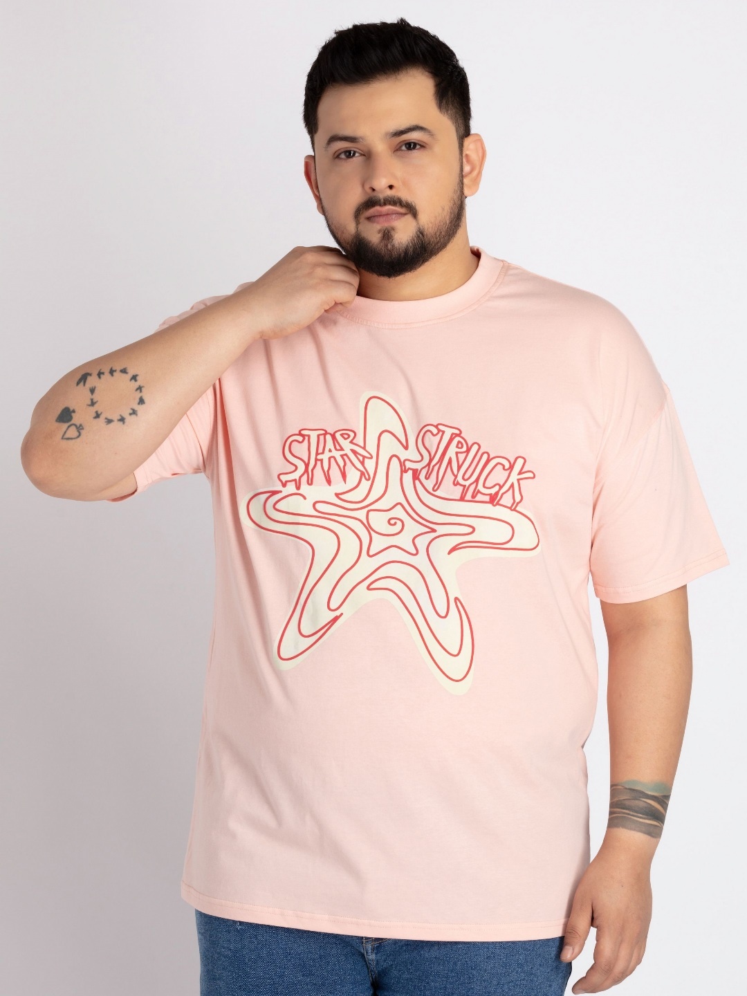 

UNSIZED Men Graphic Printed Round Neck Cotton T-shirt, Pink