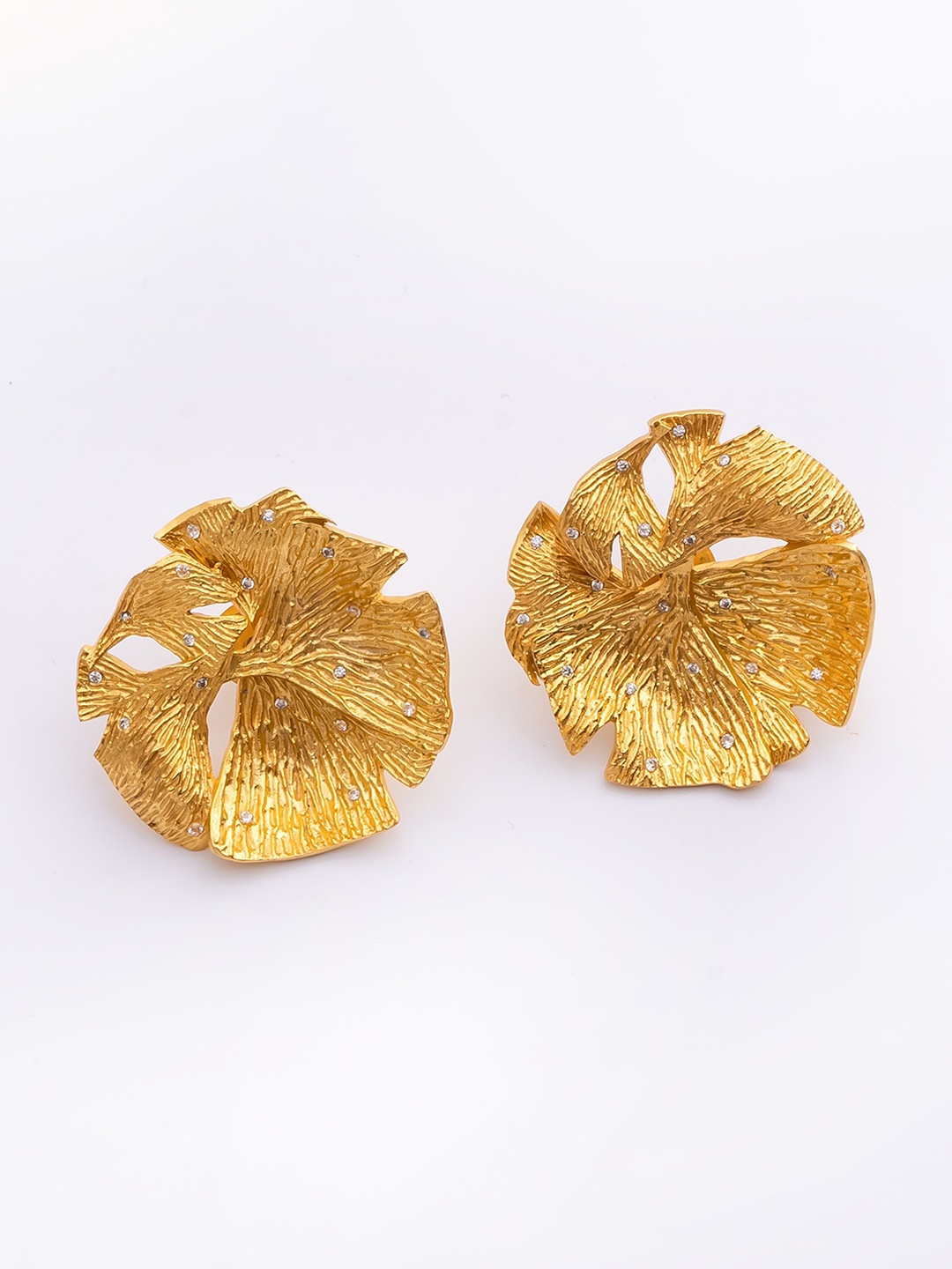

PUTSTYLE Ginkgo Gold-Plated Leaf Shaped Studs