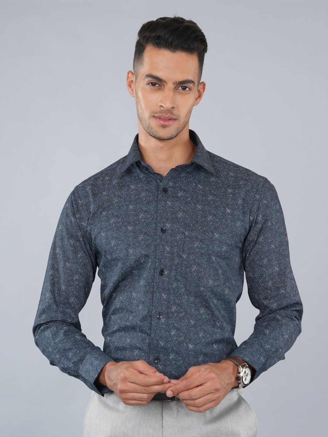 

Ostermann Men Floral Opaque Printed Formal Shirt, Navy blue