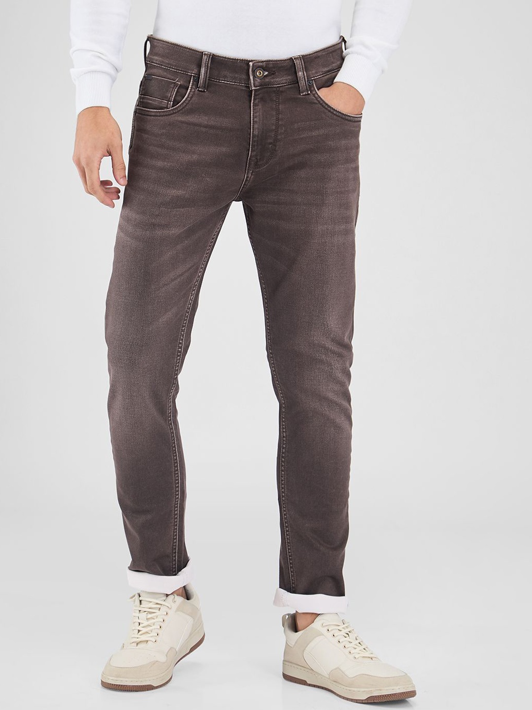 

SPYKAR Men Skinny Fit Low-Rise Light Fade Stretchable Jeans, Brown