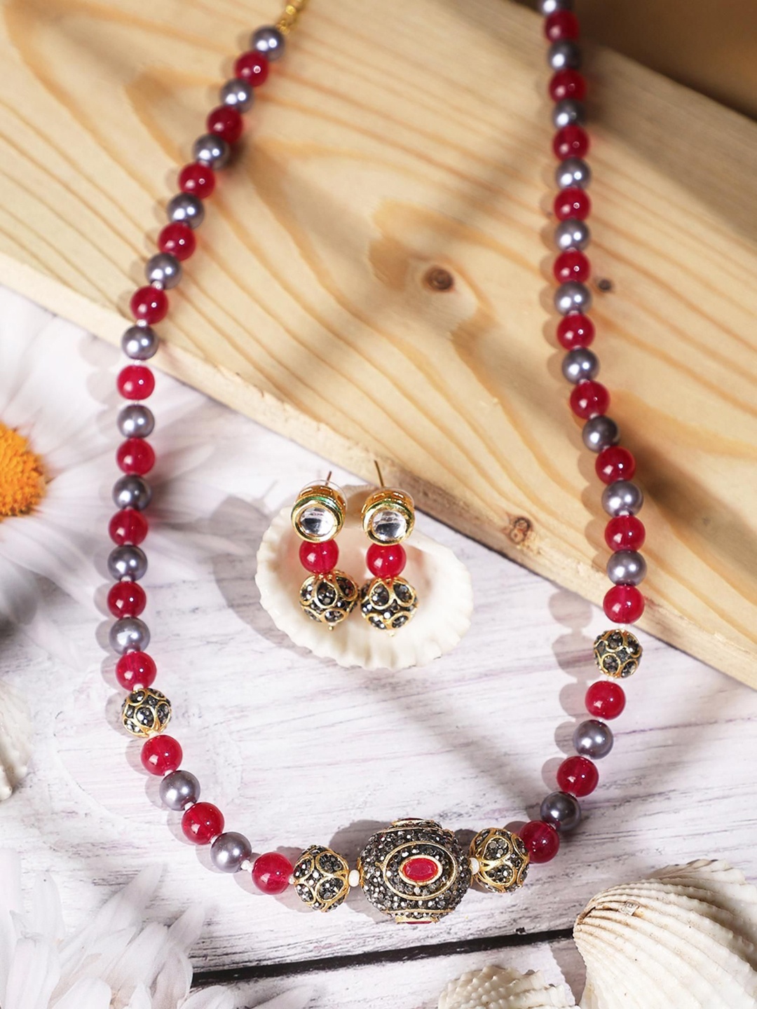 

Anouk Gold-Plated Pearls Beaded Jewellery Set