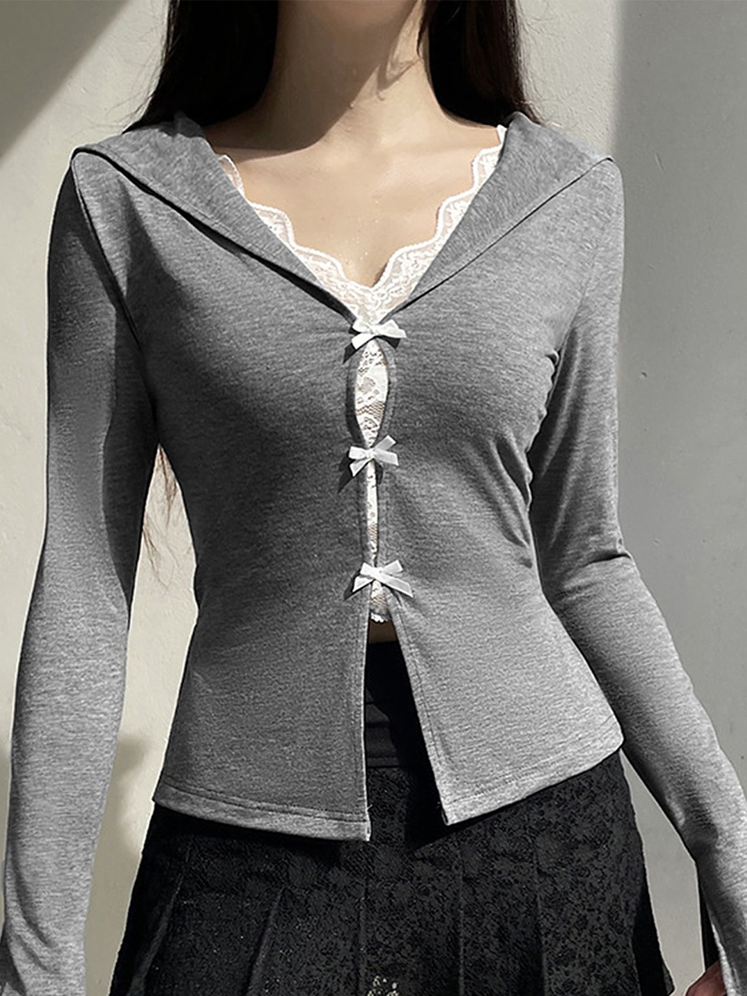 

LULU & SKY Top, Grey