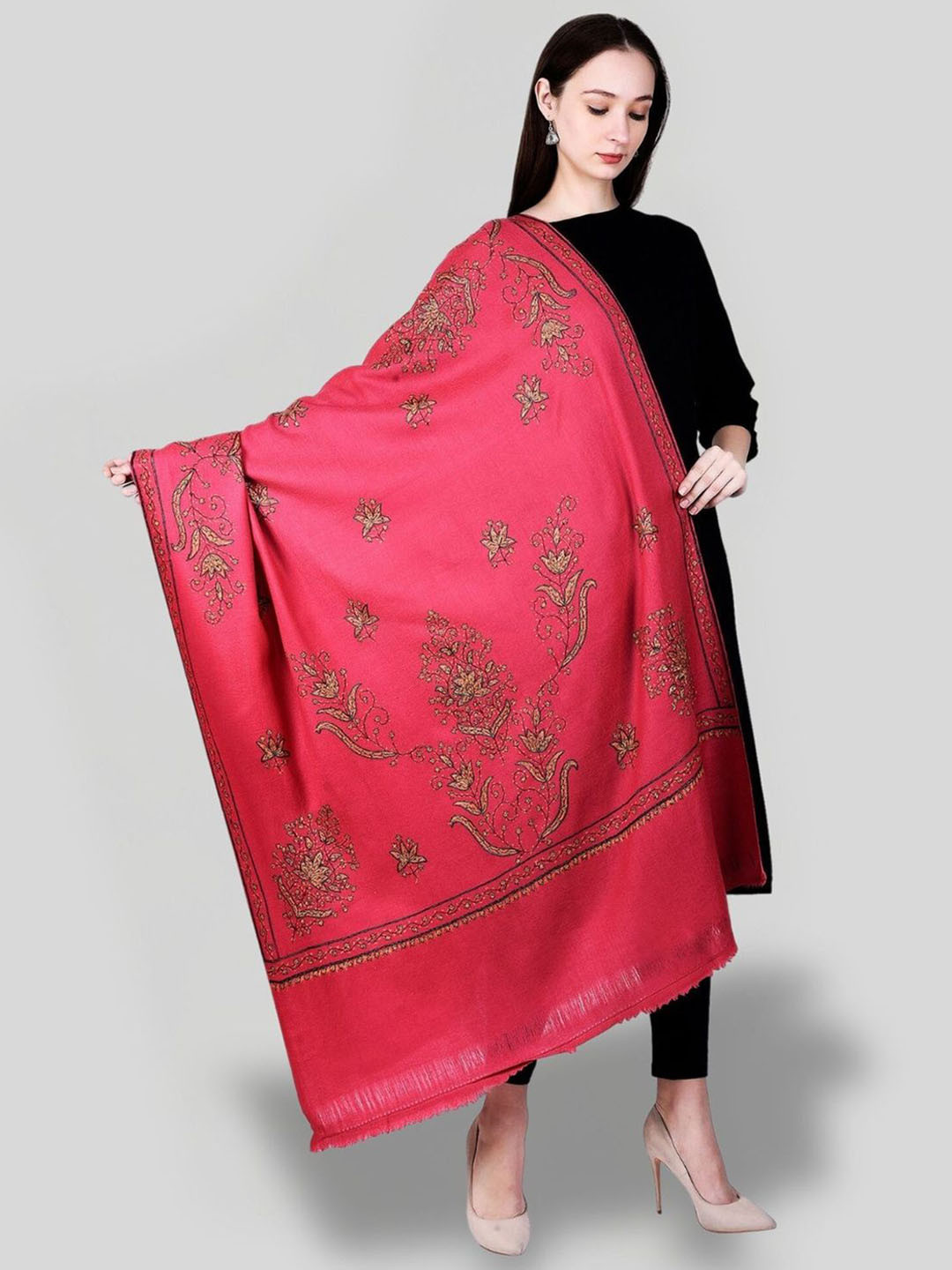 

SWI Stylish Floral Embroidered Woollen Shawl, Pink