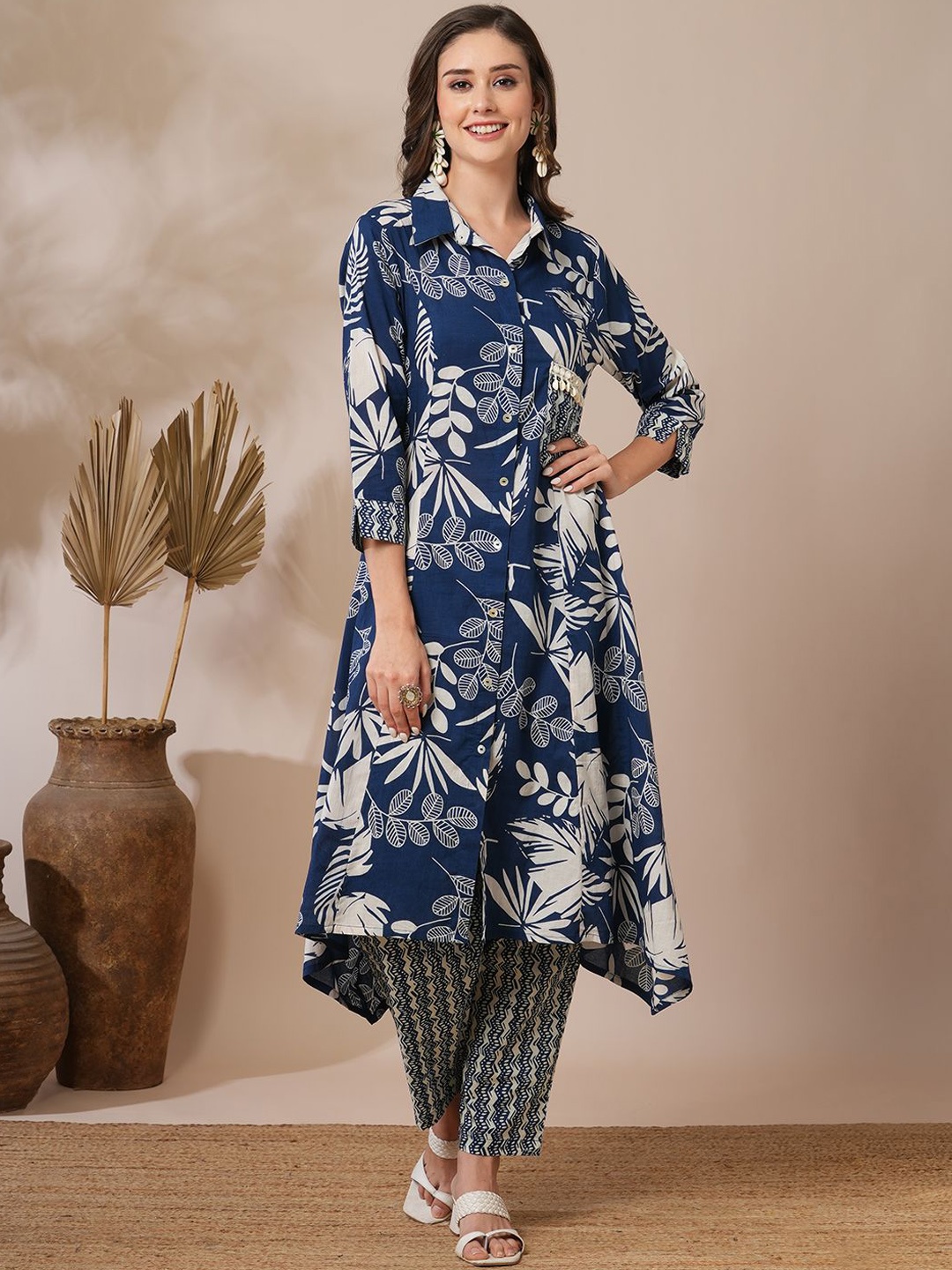 

FASHOR Floral Printed A-Line Pure Cotton Kurta with Trousers, Blue