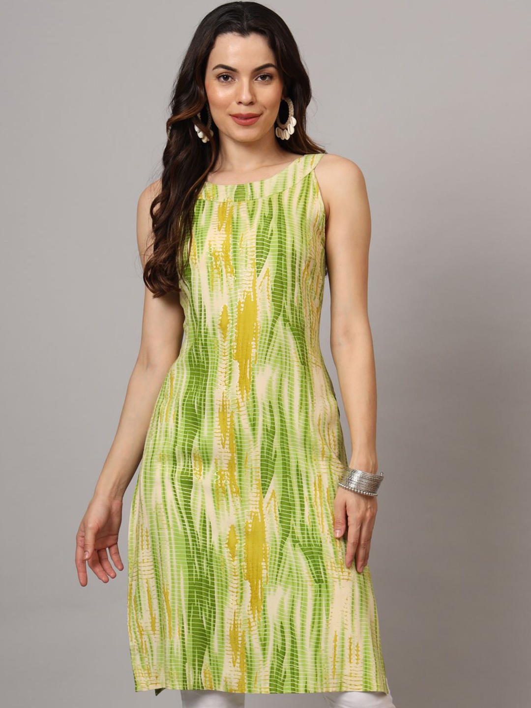 

Anouk Rustic Abstract Printed Round Neck Straight Kurta, Green
