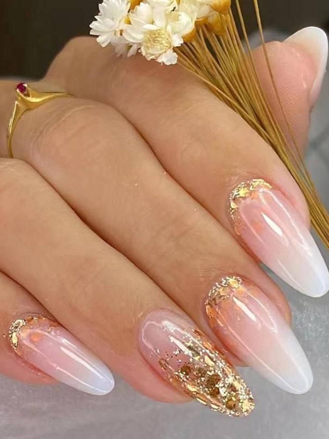 

The Pink Truck Set of 24 Artificial Reusable Nails With Confetti Design