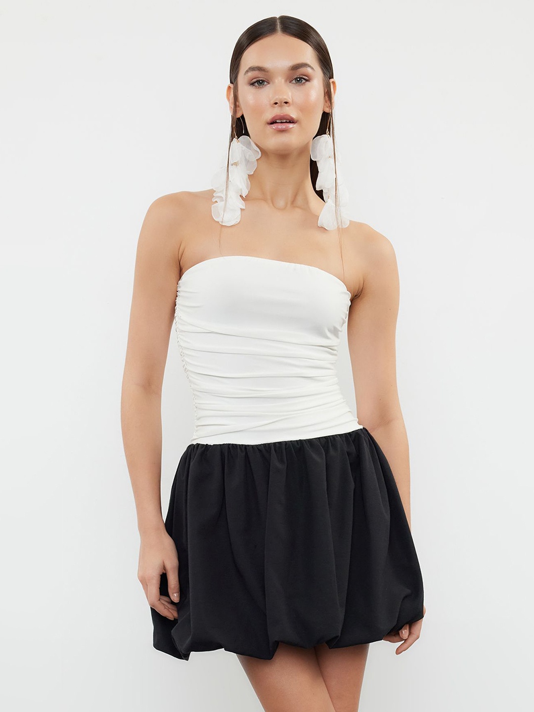 

Trendyol Colourblocked Fit & Flare Mini Strapless Dress, Black