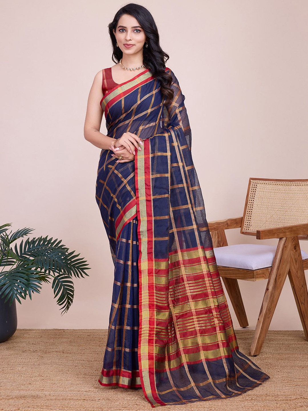 

LeeliPeeri Designer Zari Woven Checked Saree, Navy blue