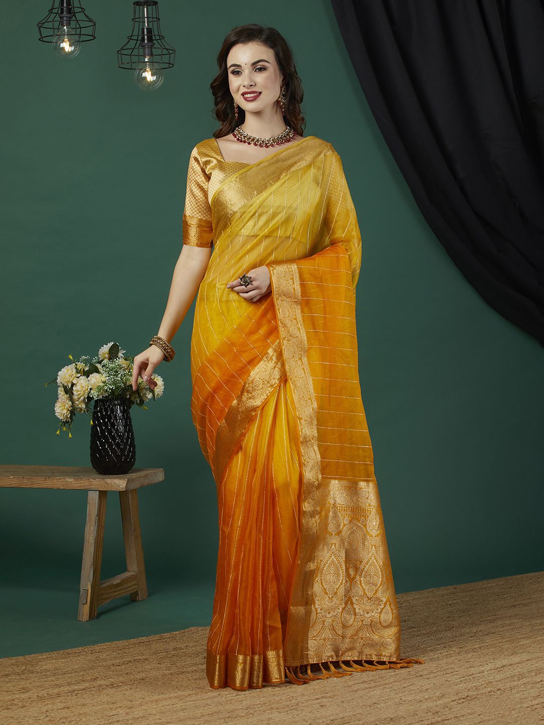 

KAYOMMI Striped Zari Organza Saree, Yellow