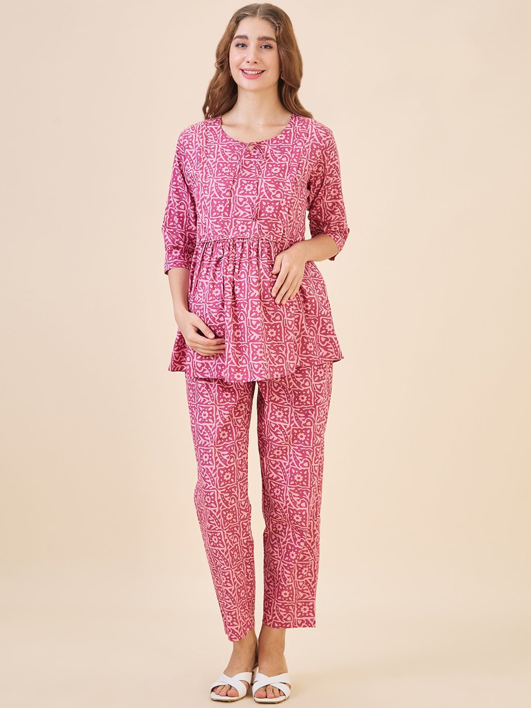 

AV2 Ethnic Motifs Printed Pure Cotton Maternity Tunic With Trousers, Pink