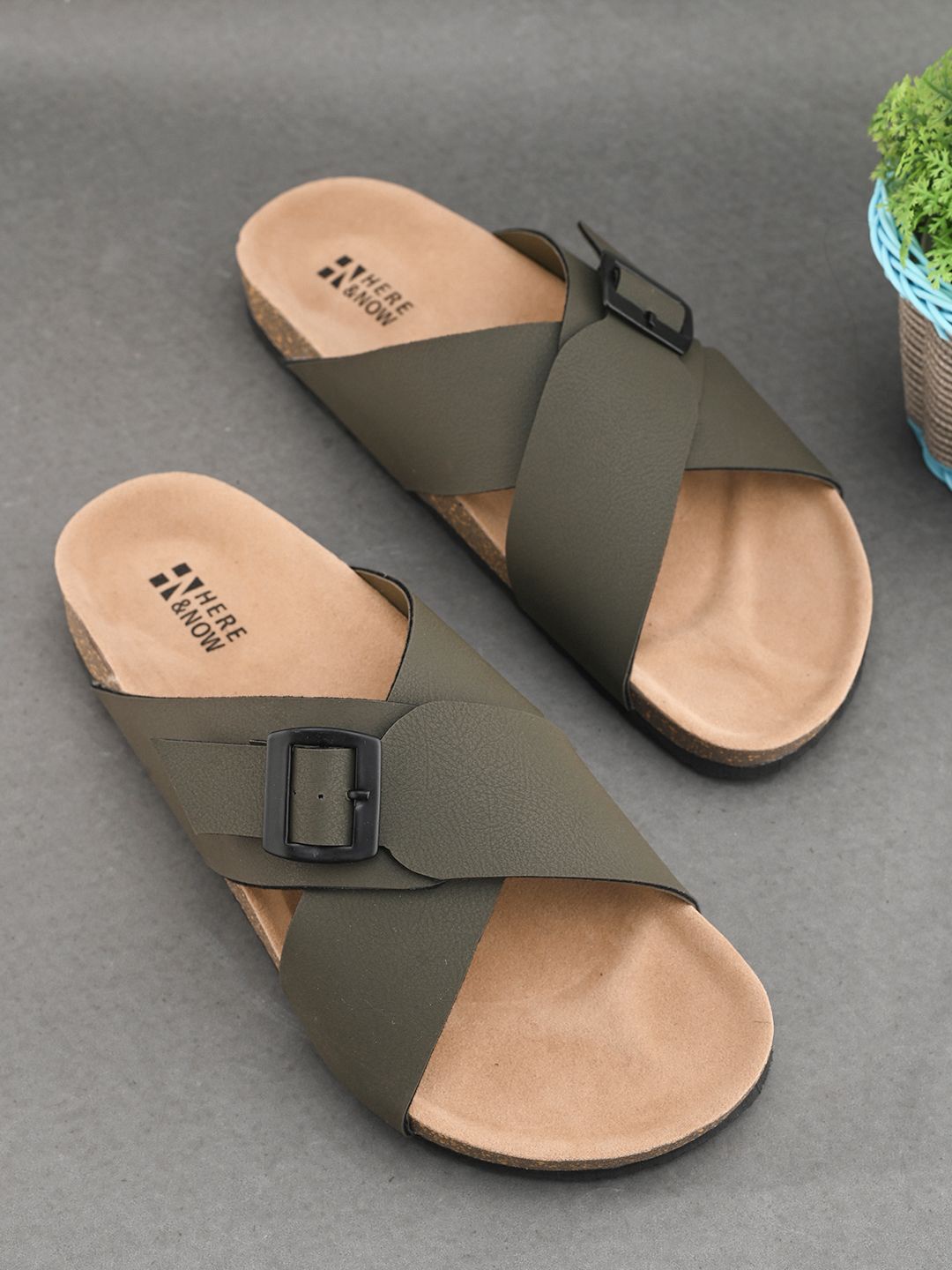 

HERE&NOW Men Leather Comfort Sandals, Green