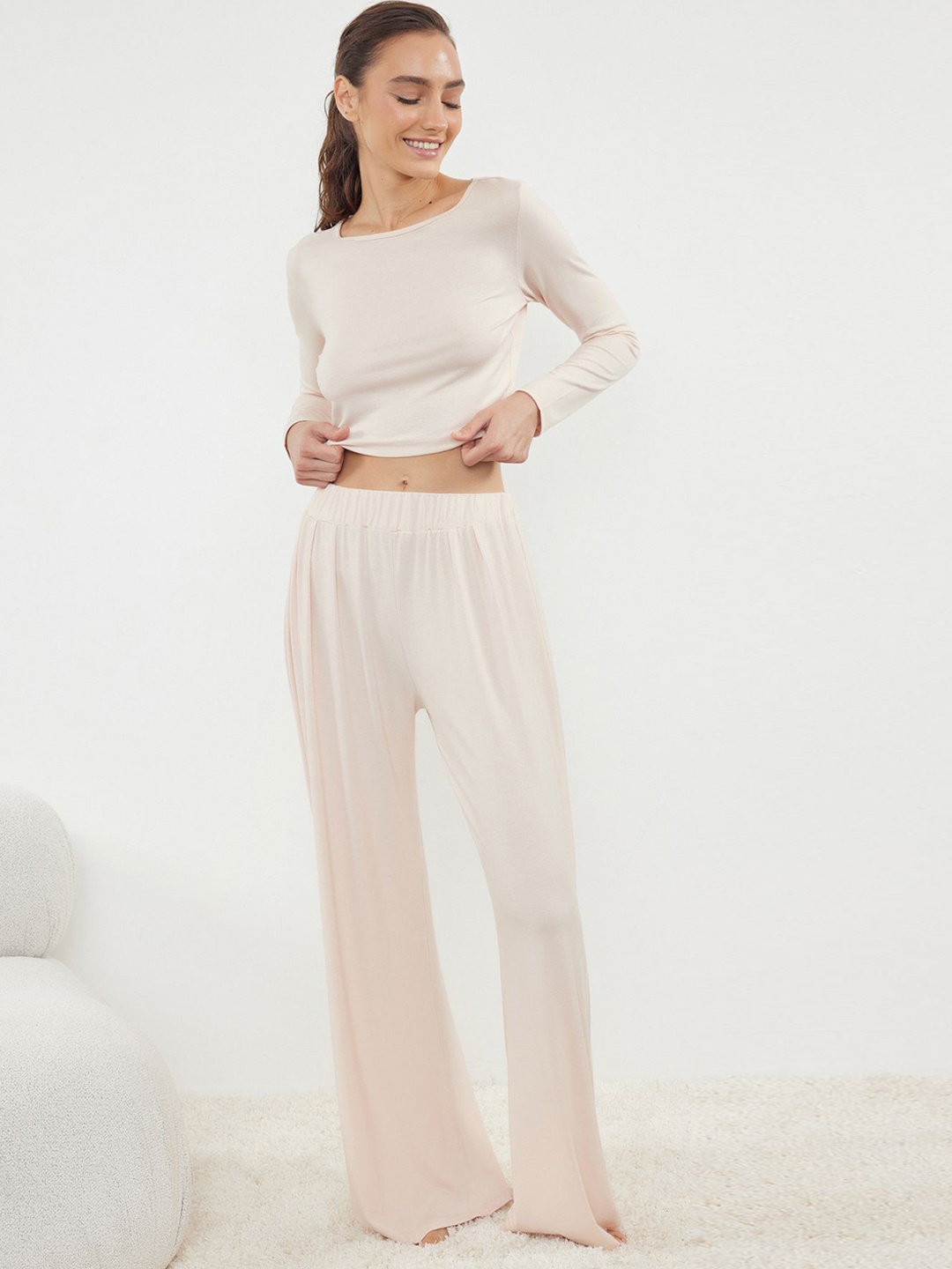 

Trendyol Women Night suit, Cream