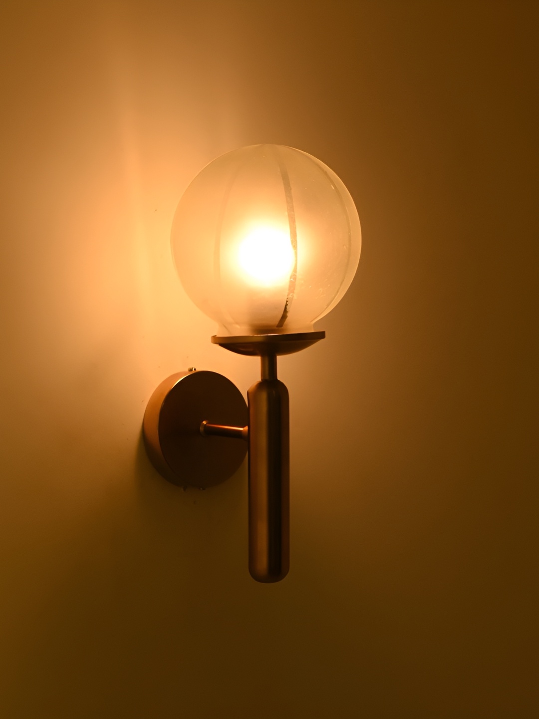 

Afast Grey & Gold Toned Glass Traditional Rectangle Shaped Wall Lamp