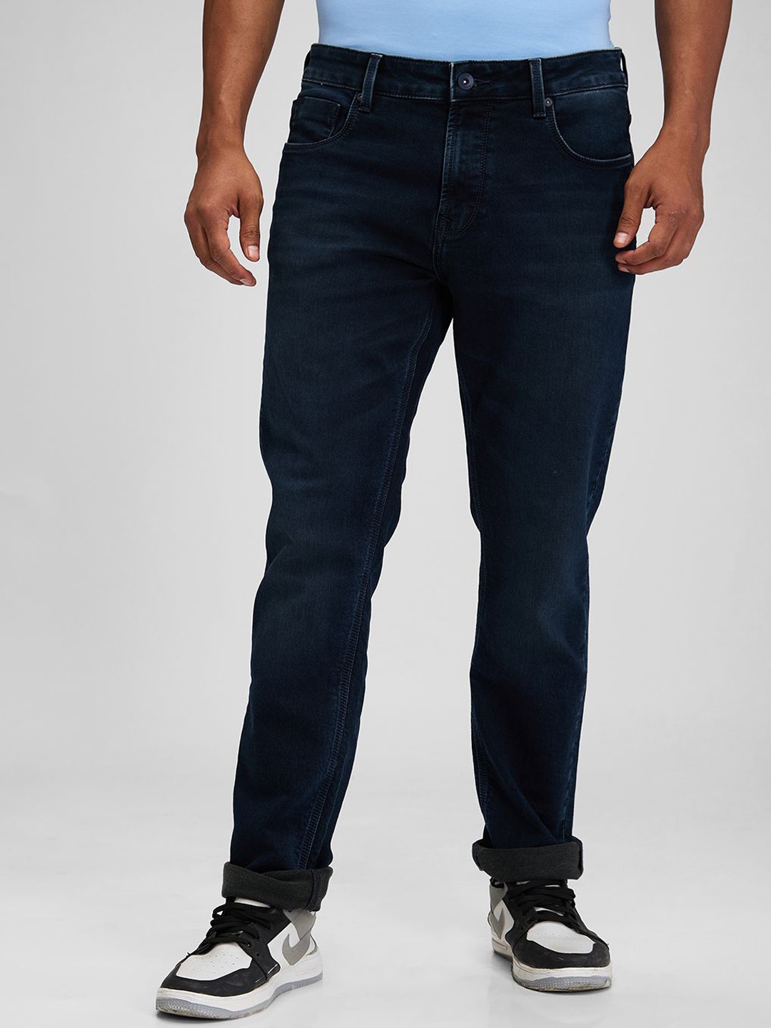 

SPYKAR Men Comfort Fit Mid Rise Relaxed Fit Light Fade Stretchable Jeans, Navy blue