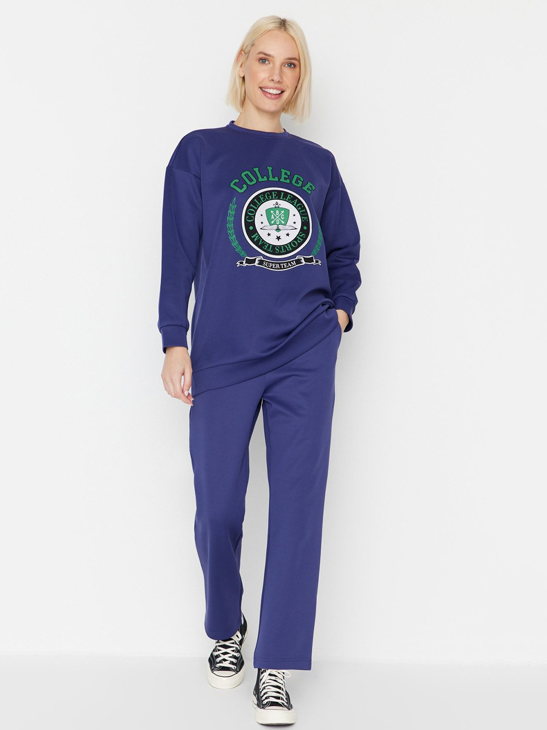 

Trendyol Women Graphic Printed Round Neck Long Sleeve Tracksuits, Navy blue