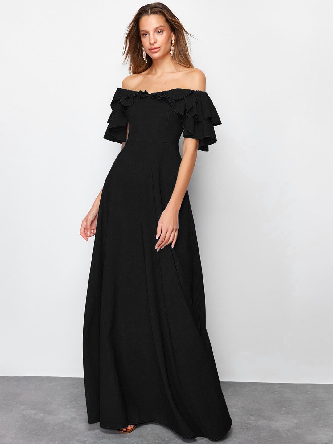 

Trendyol Solid Off-Shoulder Flutter Sleeve Maxi Dress, Na