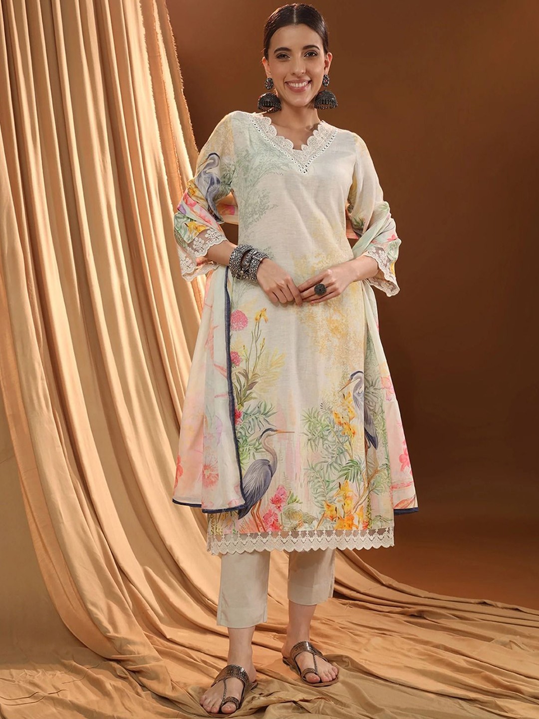 

VESH Floral Printed Pure Cotton Straight Kurta With Trousers & Dupatta, Cream