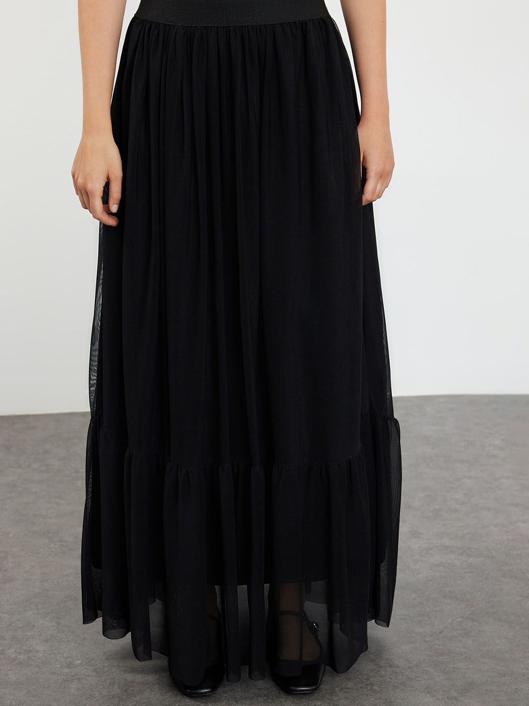 

Trendyol Flared Maxi Solid Skirt, Black