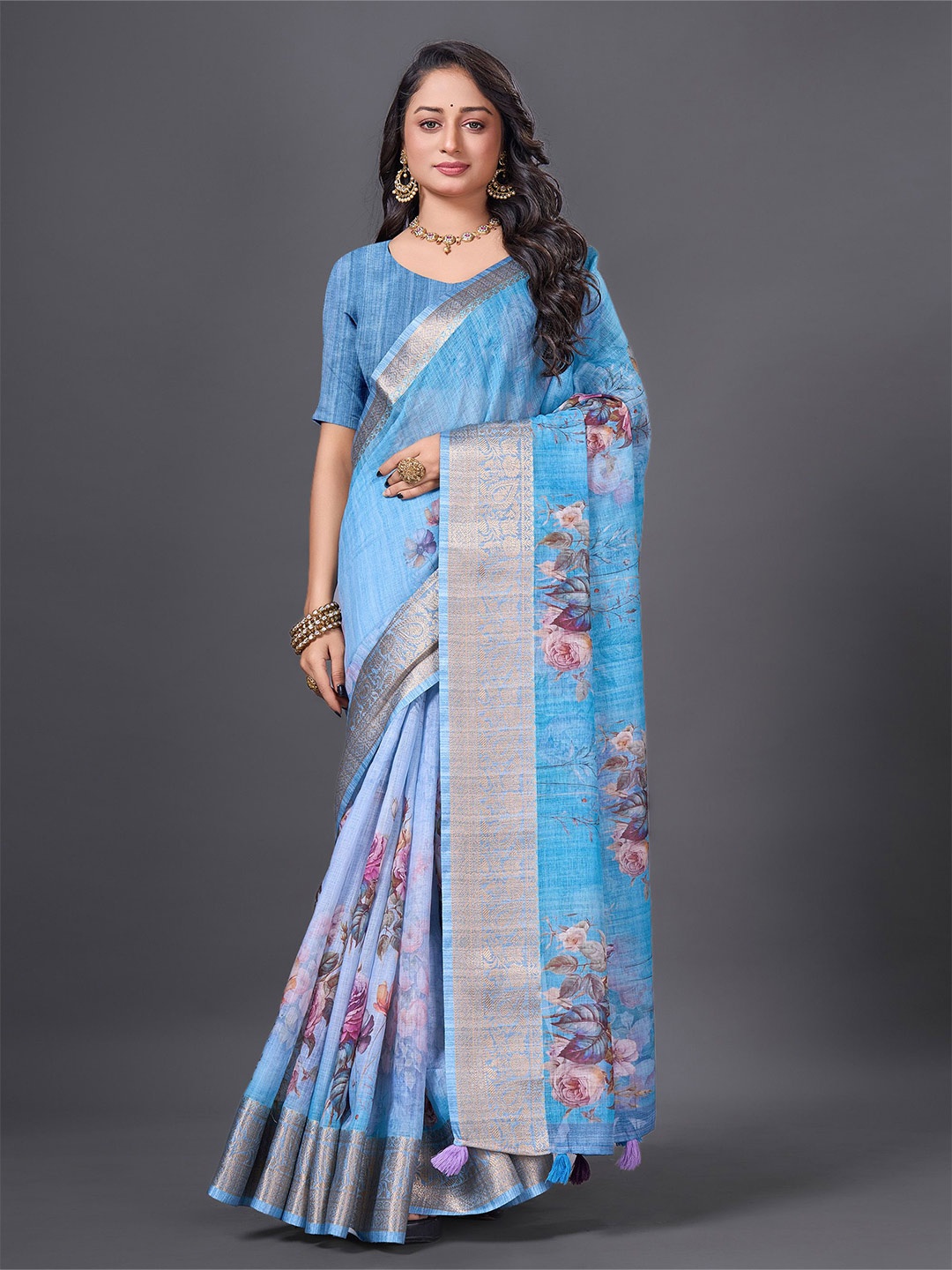 

HEER FASHION Zari Woven Floral Saree, Blue
