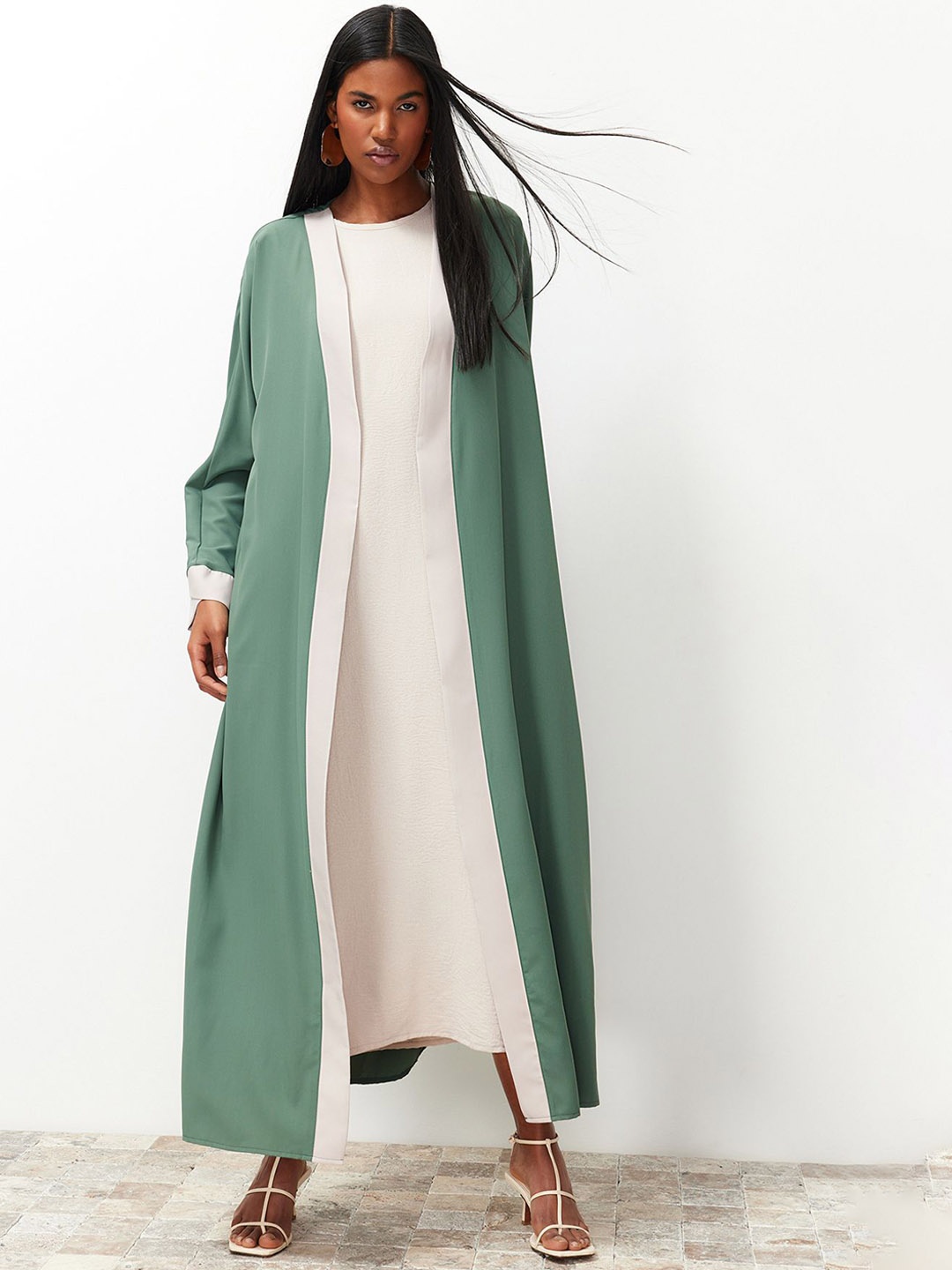 

Trendyol Open Front Longline Shrug, Green