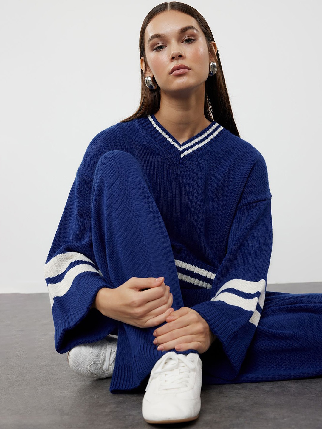 

Trendyol V-Neck Top With Trouser, Blue