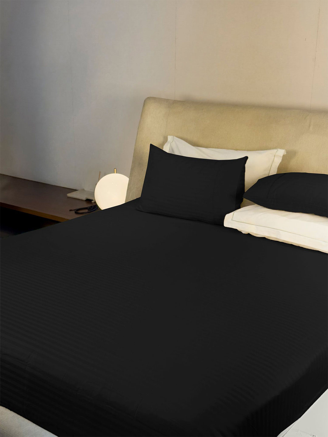 

LABHAM Black Striped Cotton 210 TC King Bedsheet with 2 Pillow Covers