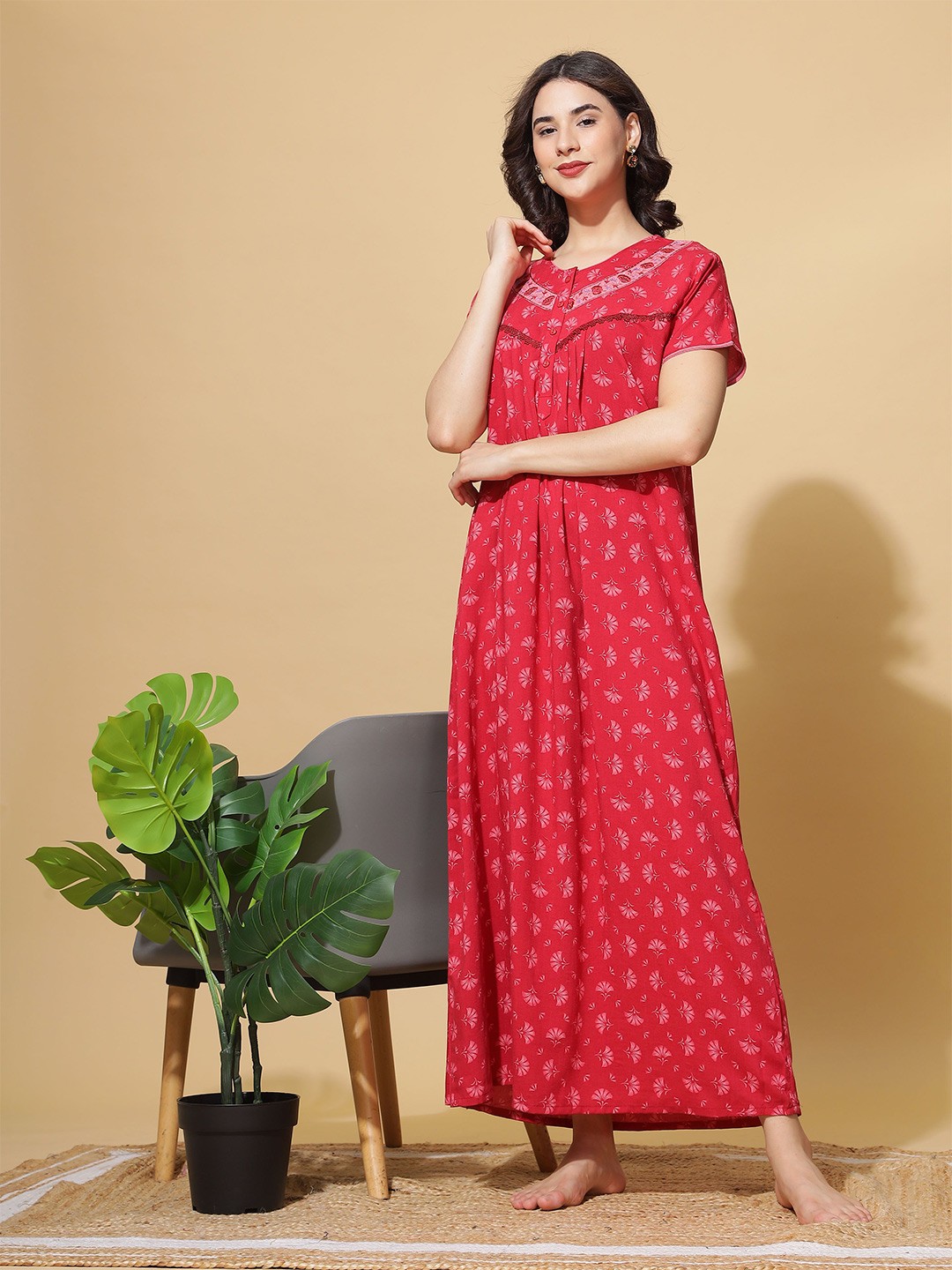 

9shines Label Printed Maxi Nightdress, Red