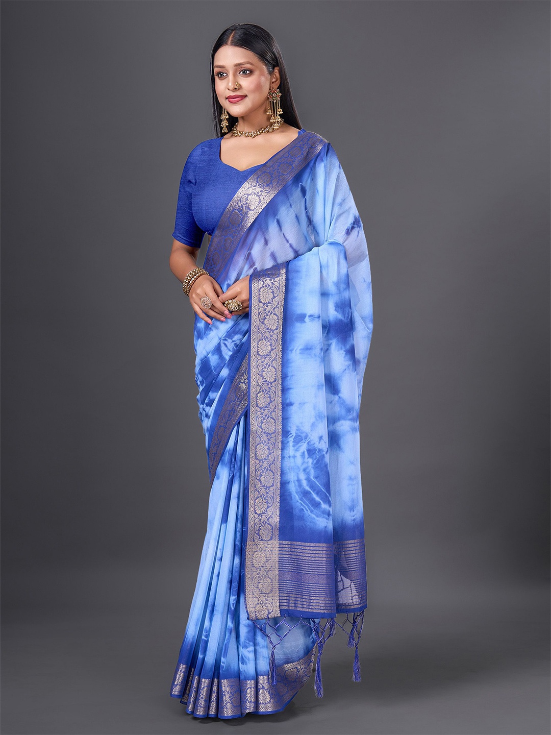 

HEER FASHION Tie and Dye Zari Pure Chiffon Saree, Blue