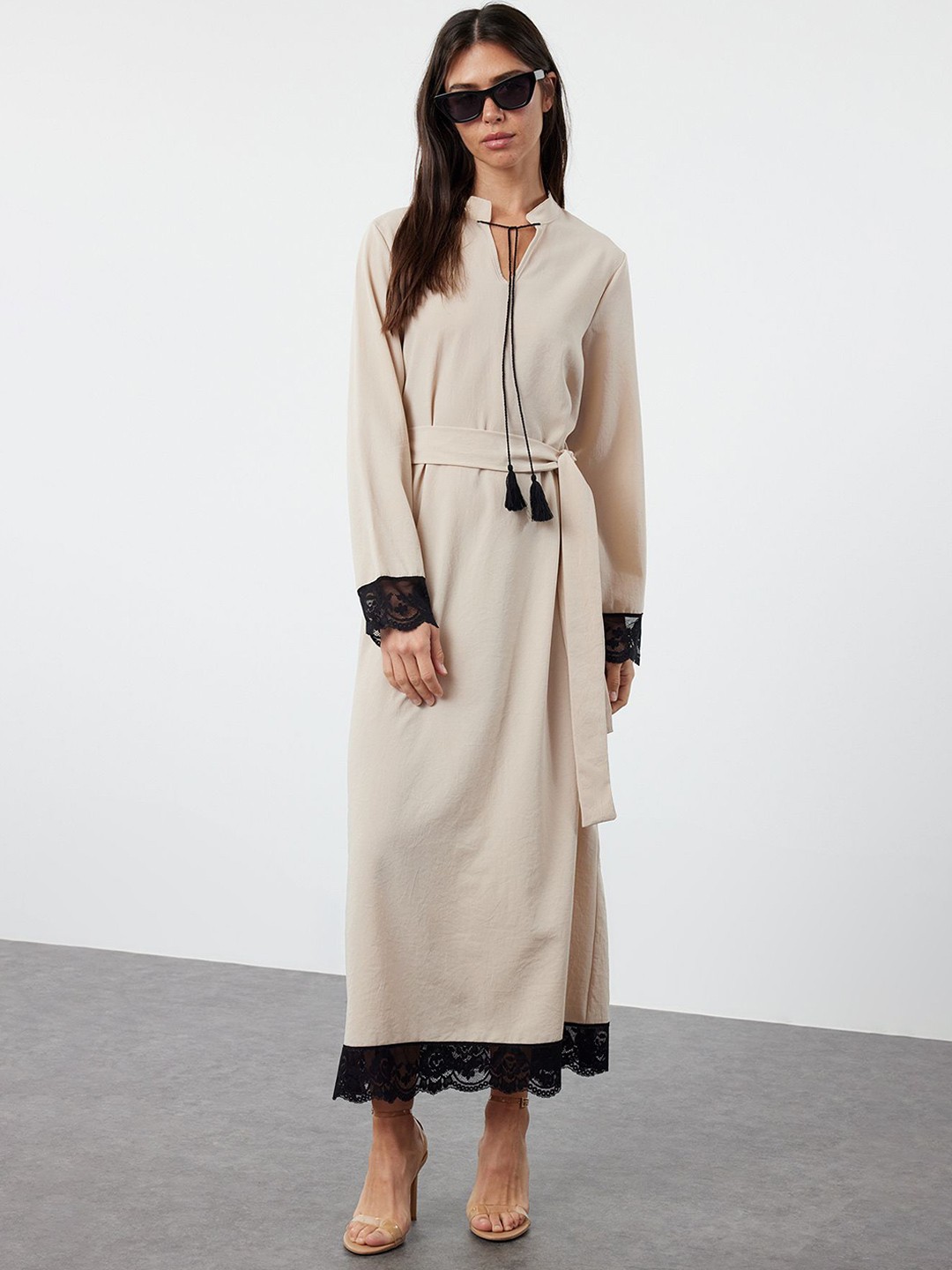 

Trendyol Women Solid Mandarin Collar Maxi Dress, Off white