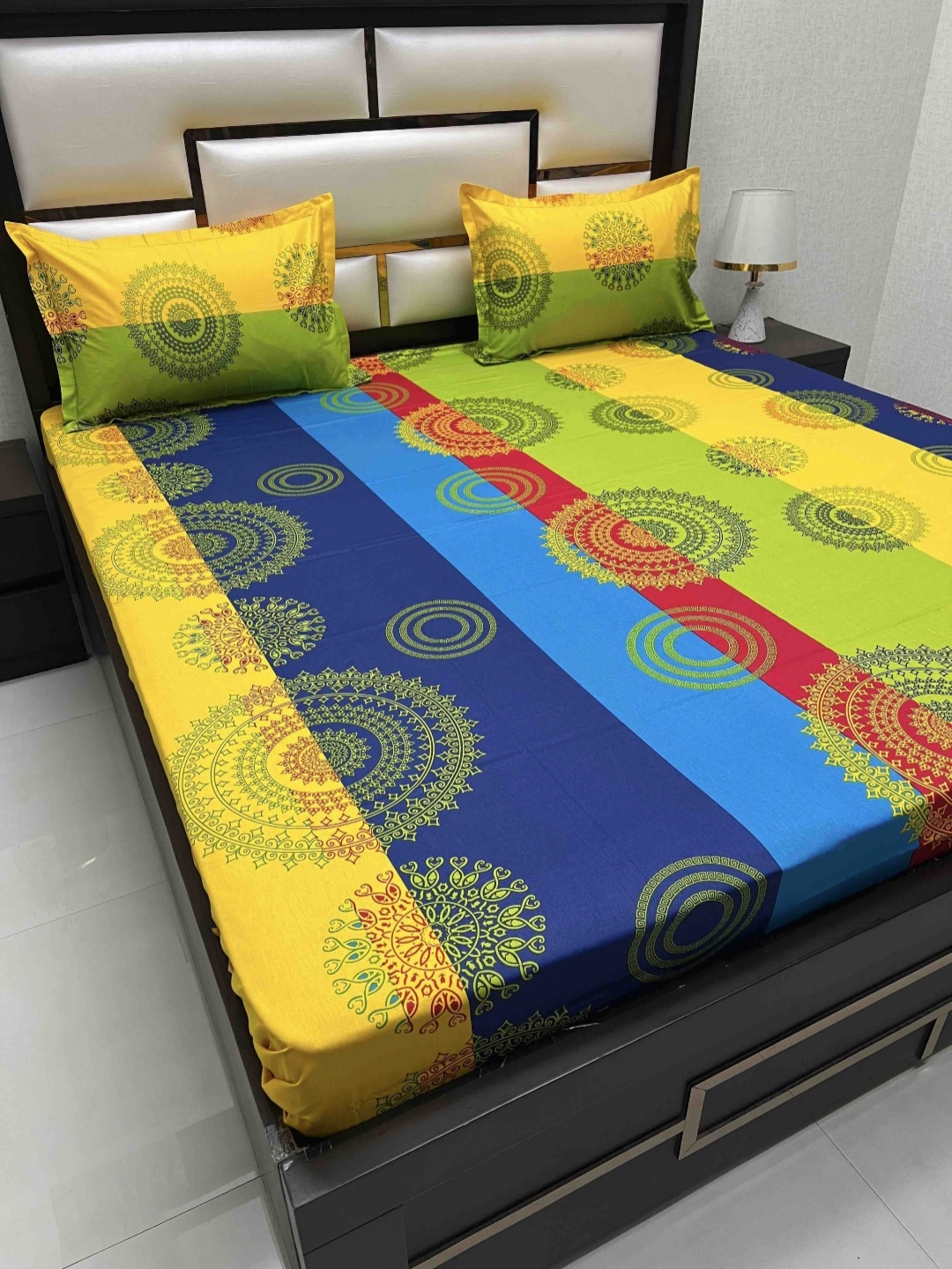 

Pure Decor Passion Fur Blue Printed 250 TC Cotton Queen Bedsheet with 2 Pillow Covers, Green